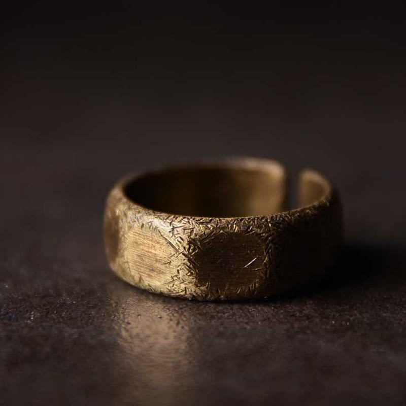 Bague de richesse tibétaine en cuivre et laiton givré au design simple