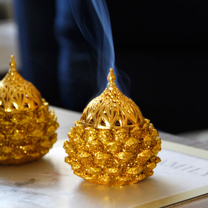 Mini brûleur d'encens à motif de pomme de pin doré pour rituels spirituels, décoration de table pour la maison