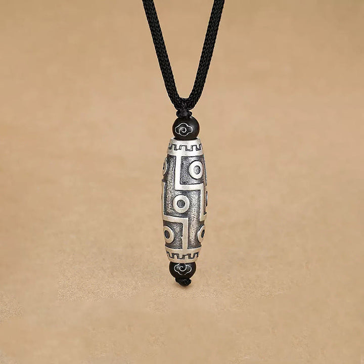 Collier pendentif en cuivre avec perles dzi à neuf yeux en Buddha Stones du Tibet, nuages de bon augure et de richesse