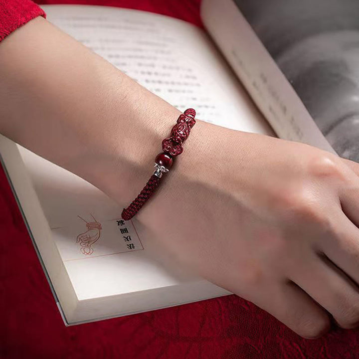 Bracelet tressé PiXiu Cinabre Fait Main par Buddha Stones