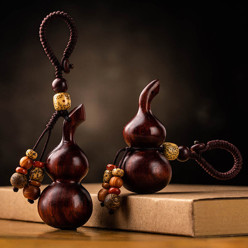 Porte-clés porte-bonheur en ébène tibétain à petites feuilles de gourde en bois de santal rouge