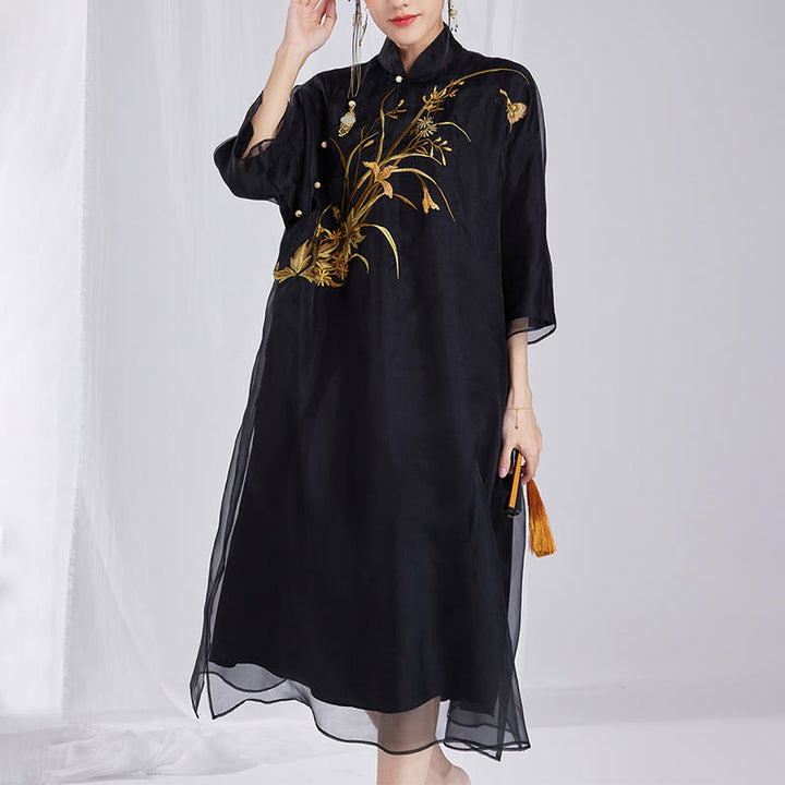 Robe qipao vintage en soie de Buddha Stones 100 % 6 momme avec broderie de fleurs et de papillons pour femme