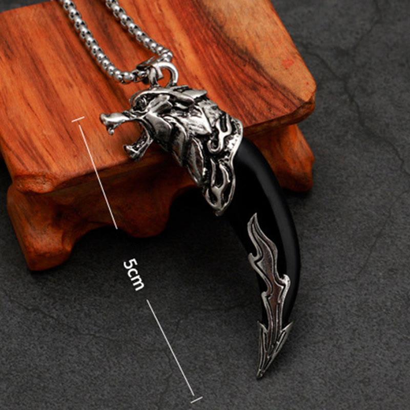 Collier pendentif d'équilibre en acier titane imitation dent de loup en Buddha Stones