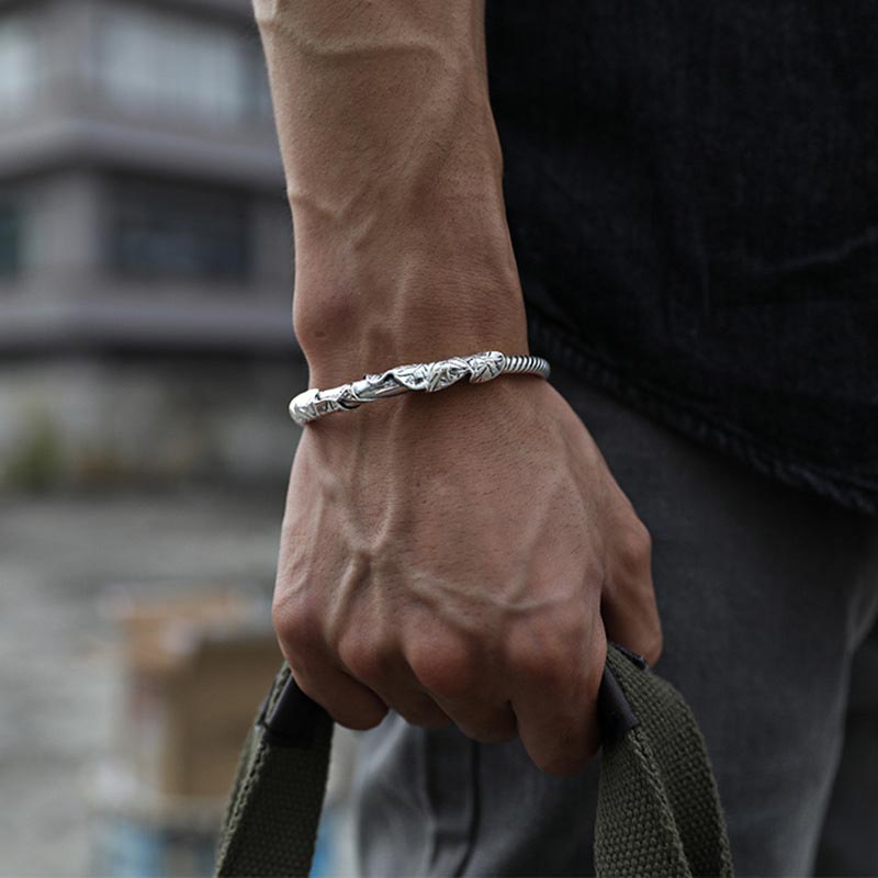 Bracelet de richesse en cuivre blanc avec lotus tibétain et Buddha Stones