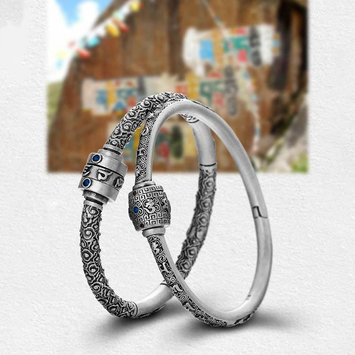 Bracelet de créativité gravé en argent sterling 990 Buddha Stones et nuages de bon augure tibétains Om Mani Padme Hum