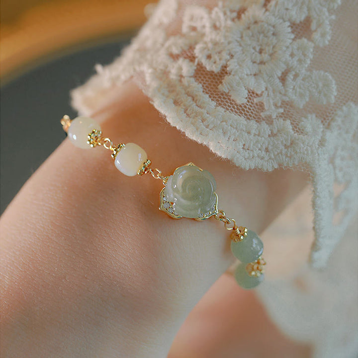 Bracelet porte-bonheur en jade Hetian plaqué or 14 carats de Buddha Stones