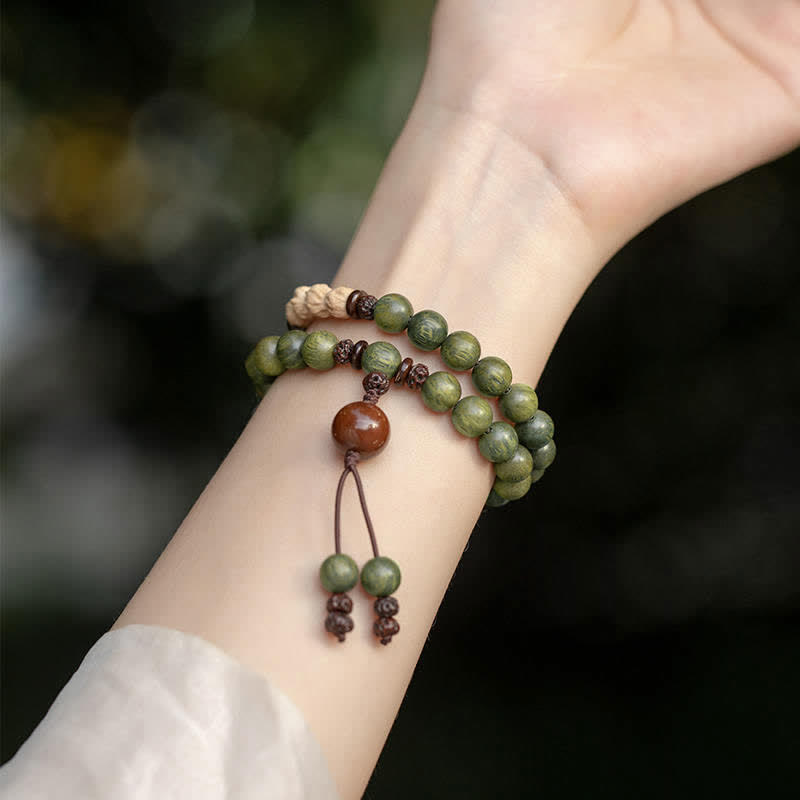 Bracelet de paix positive en bois de santal vert