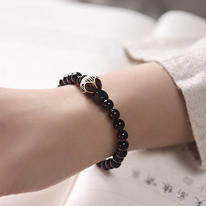 Bracelet double tour sculpté en Buddha Stones, petite feuille, bois de santal rouge, lotus, graine de Bodhi, protection
