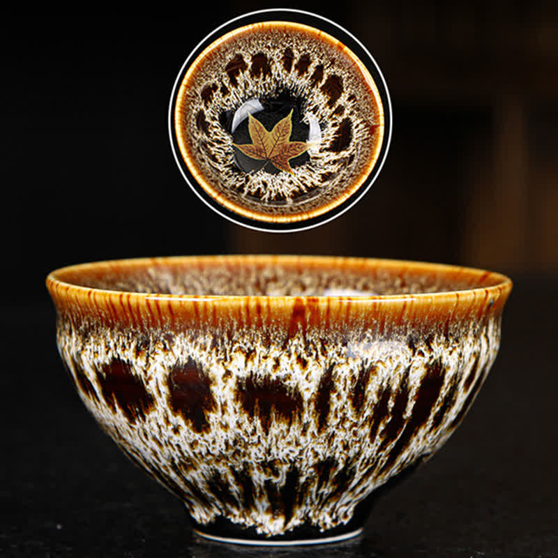 Tasse à thé en céramique colorée avec Buddha Stones et feuille d'érable