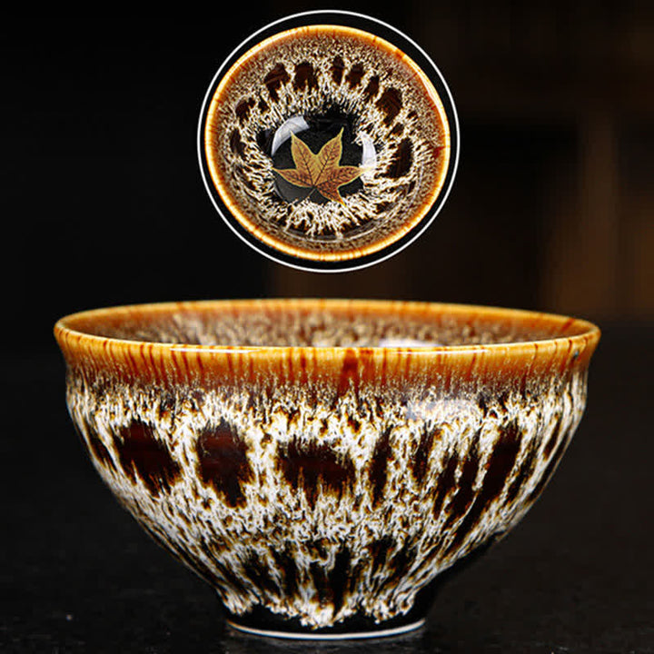 Tasse à thé en céramique colorée avec Buddha Stones et feuille d'érable