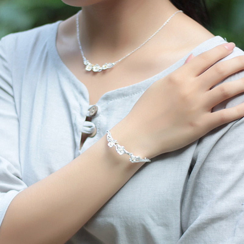 Bracelet réglable en argent sterling 925 Buddha Stones et fleur de prunier