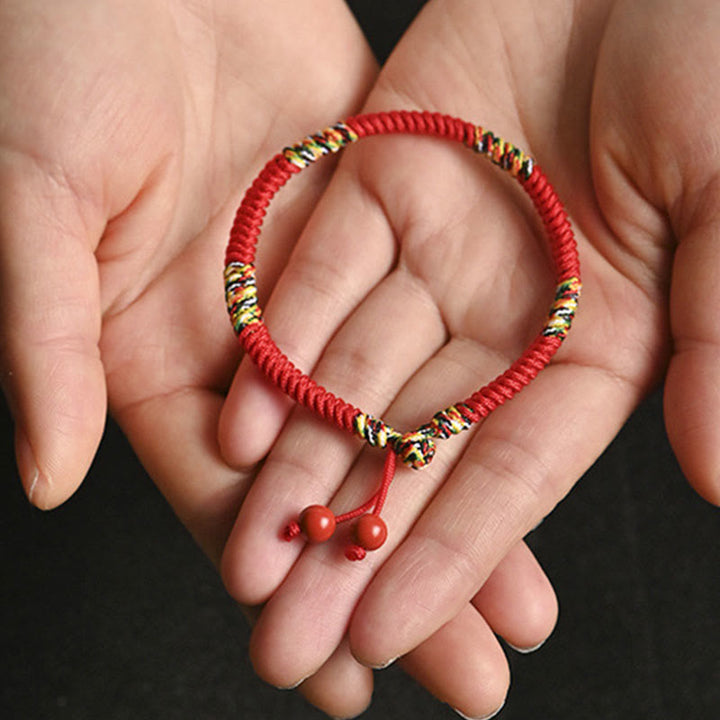Bracelet porte-bonheur avec nœud en cinq couleurs King Kong