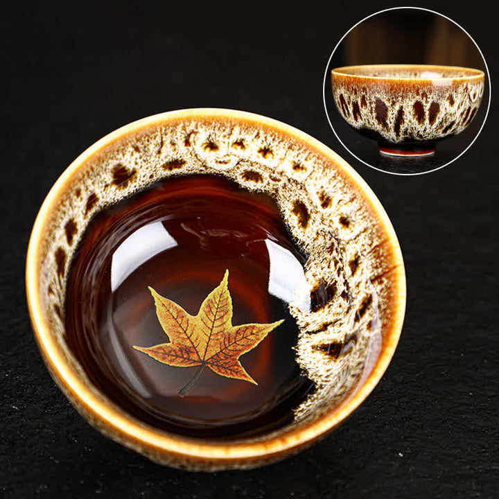 Tasse à thé en céramique colorée avec Buddha Stones et feuille d'érable