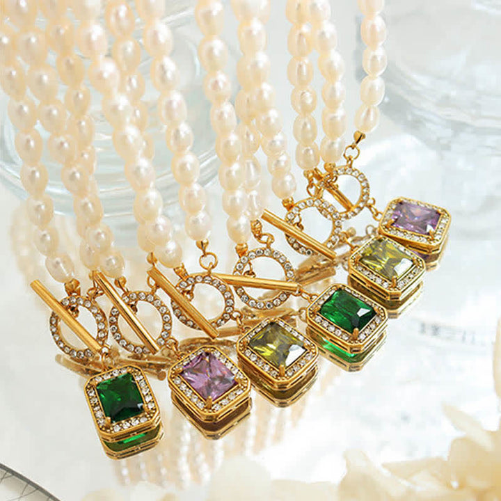 Collier pendentif en perles de zircon et breloque de richesse