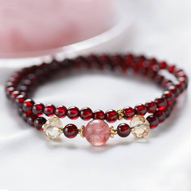 Bracelet double tour en quartz fraise et grenat naturel plaqué or 14 carats de Buddha Stones