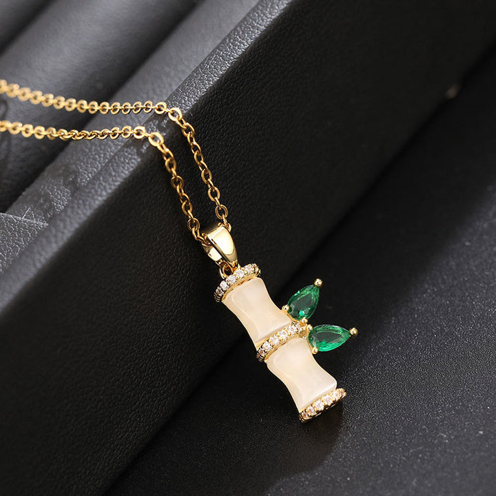 Collier pendentif harmonie en calcédoine et bambou plaqué or 18 carats avec Buddha Stones