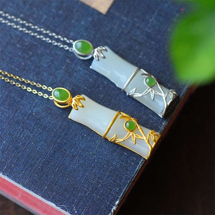 Collier pendentif de protection en bambou et jade blanc et jade cyan Buddha Stones