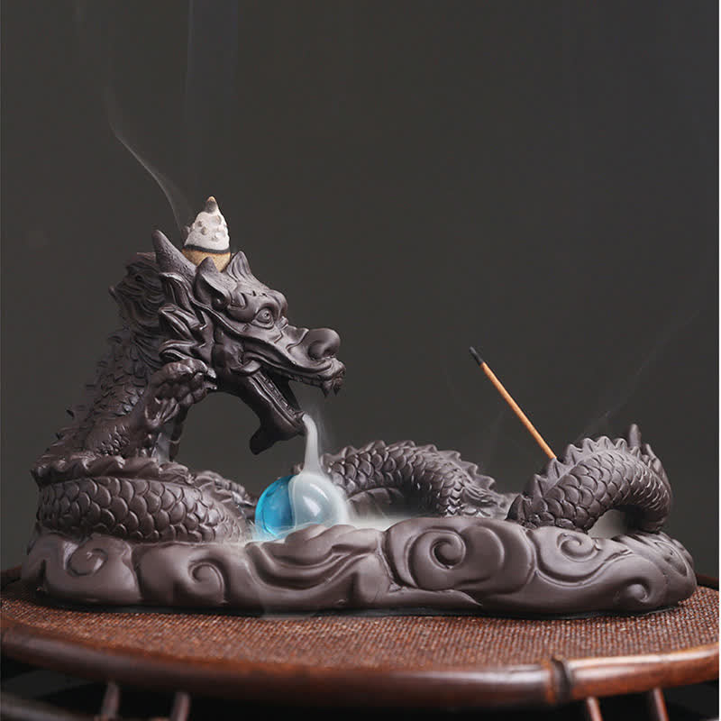 Brûleur d'encens de protection de fleur de dragon jouant à la balle