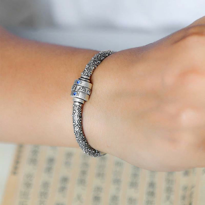 Bracelet de créativité gravé en argent sterling 990 Buddha Stones et nuages de bon augure tibétains Om Mani Padme Hum