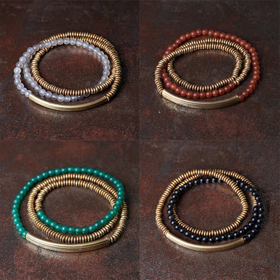 Bracelet tibétain triple tour en agate et cuivre