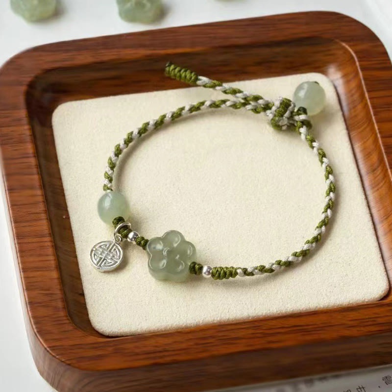 Bracelet tressé en jade fait main avec des Buddha Stones et des fleurs de prunier