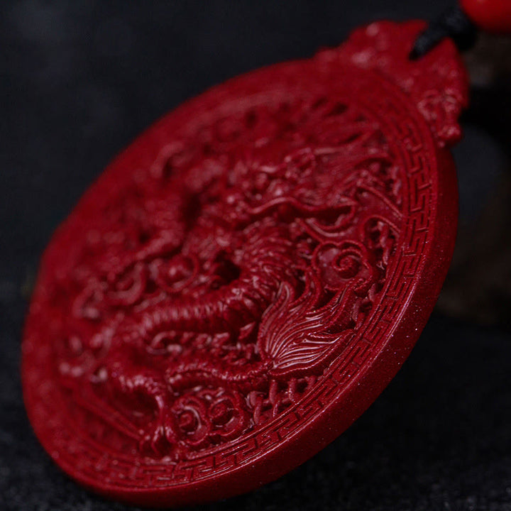 Collier pendentif de protection du dragon en cinabre naturel de l'année du dragon Buddha Stones