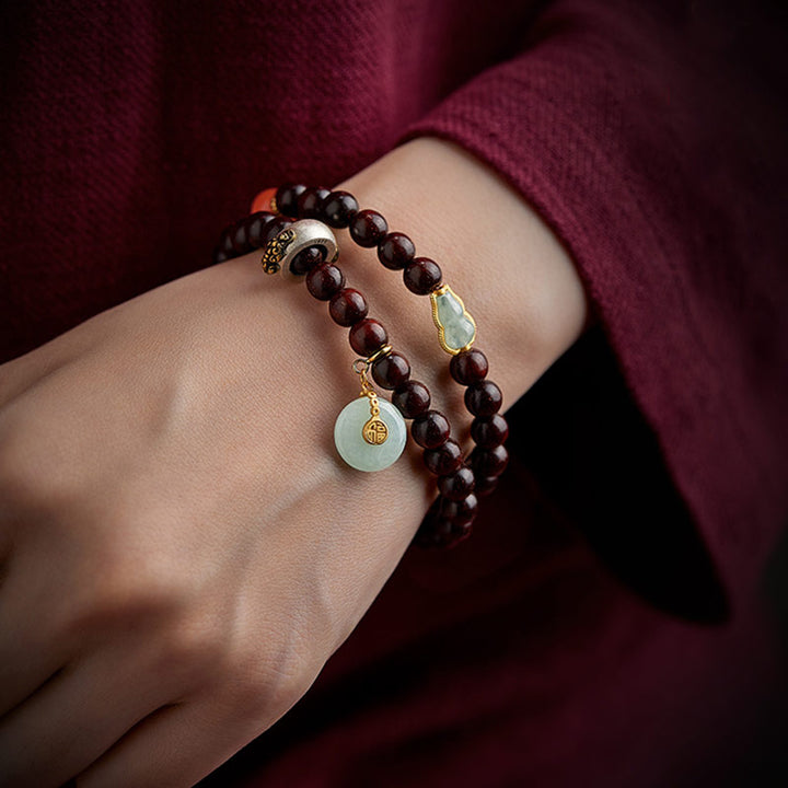 Buddha Stones Zodiaque chinois Bouddha natal Petite feuille Bois de santal rouge Jade Agate rouge Bracelet apaisant PiXiu