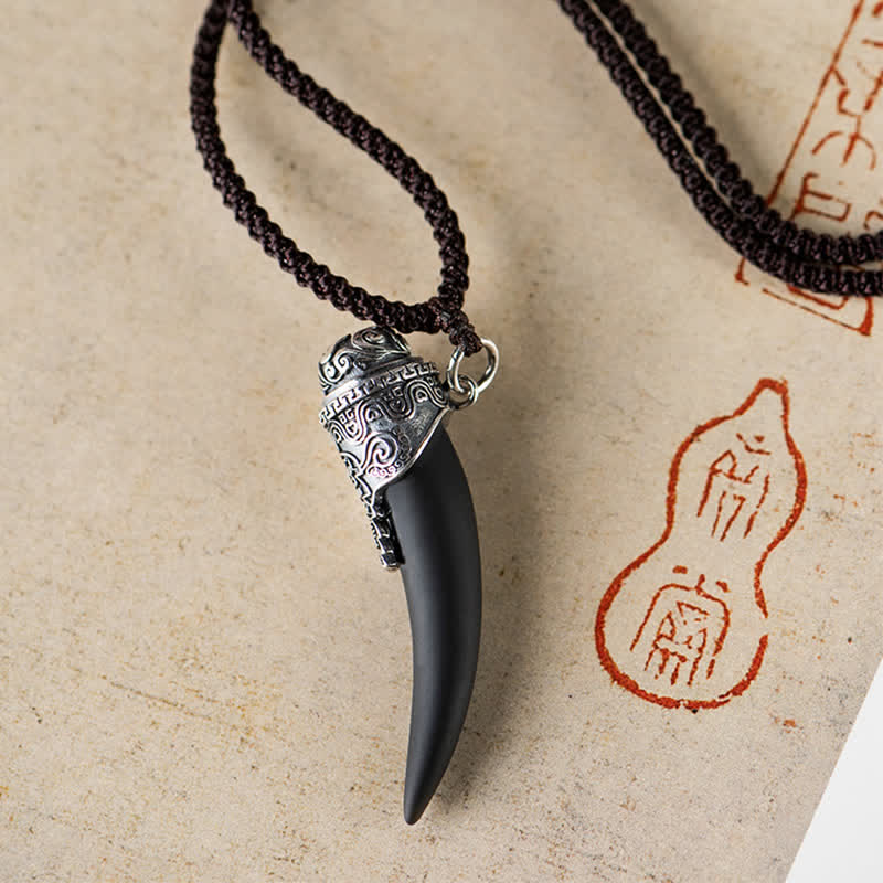 Collier pendentif en argent sterling 925 avec motif de dent de loup en obsidienne noire