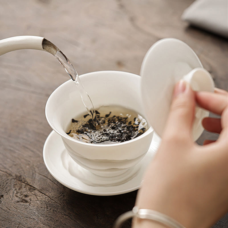 Buddha Stones Peinture à l'encre vintage Montagne Porcelaine blanche Céramique Gaiwan Sancai Tasse à thé Kung Fu Tasse à thé et soucoupe avec couvercle Ustensile à thé Théière