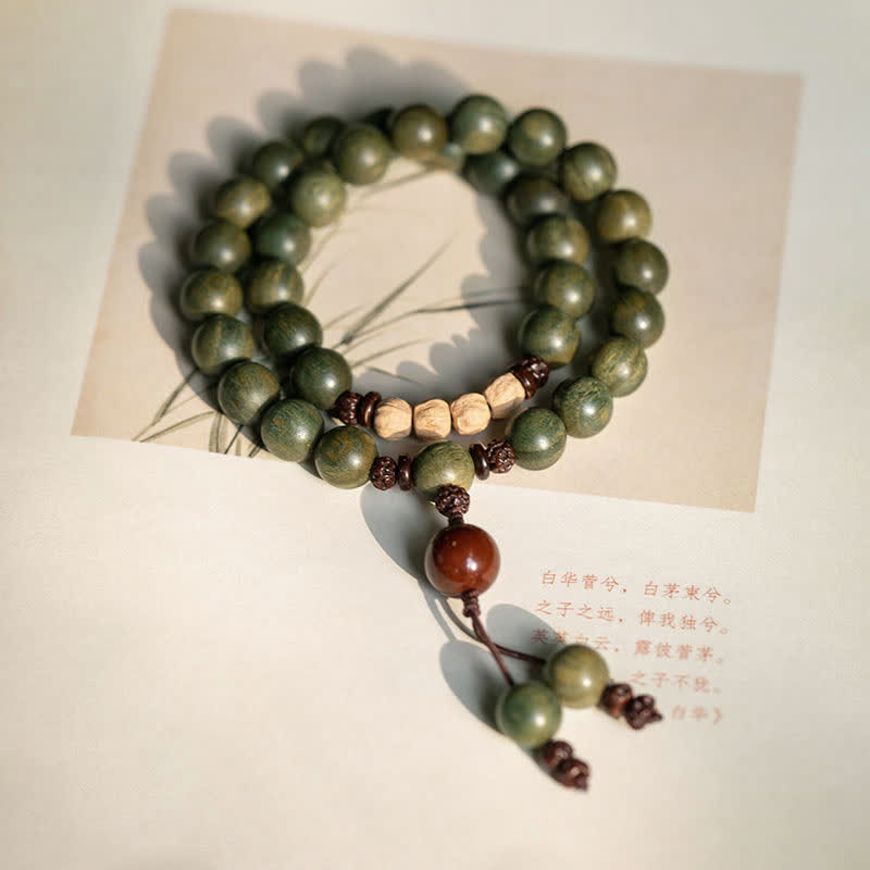 Bracelet de paix positive en bois de santal vert