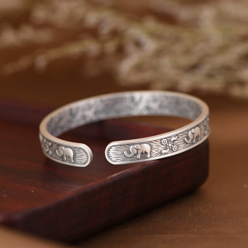 Bracelet manchette en argent sterling 999 avec Buddha Stones et éléphant