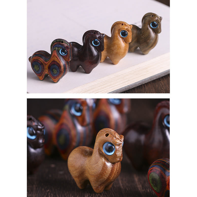 Buddha Stones Petite Feuille Bois de Santal Rouge Bois de Santal Vert Mini Cheval Porte-Bonheur Protection Décoration