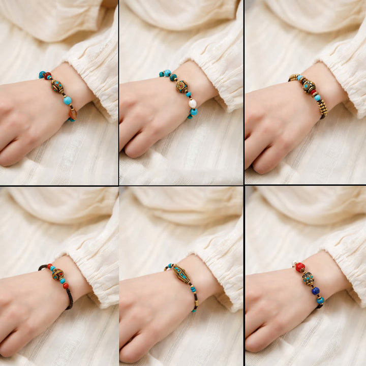 Bracelet de force de protection Om Mani Padme Hum en Buddha Stones tibétaines turquoise
