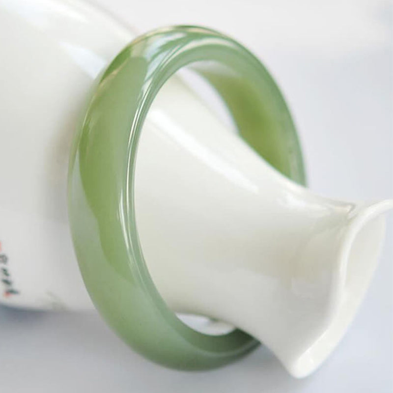 Bracelet jonc de bénédiction en abondance de jade - 62-64 mm - image 0