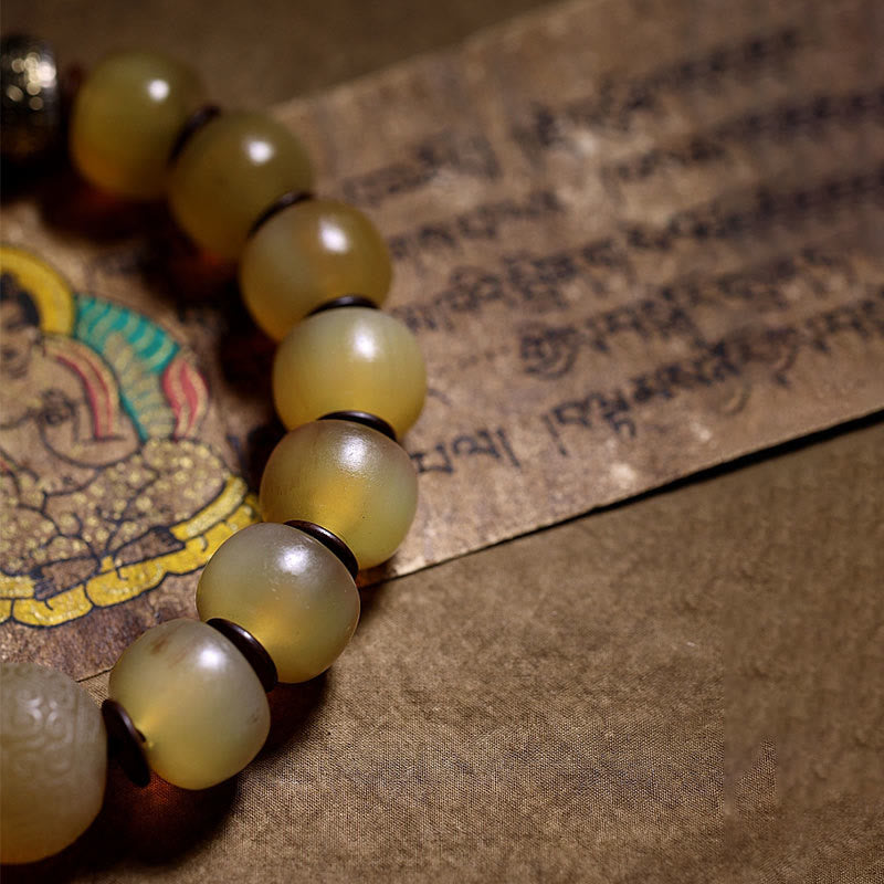 Bracelet de bon augure tibétain en corne de mouton fait main avec Buddha Stones Om Mani Padme Hum