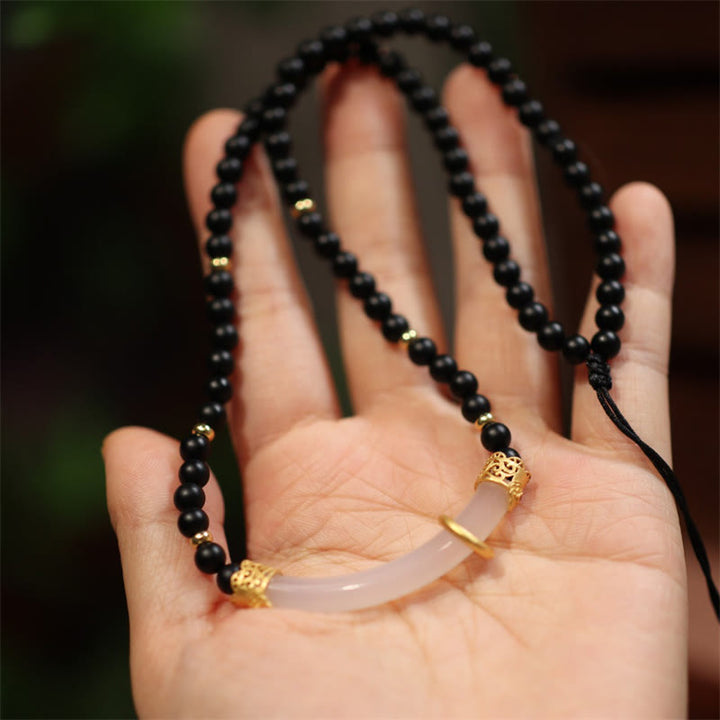 Collier avec pendentif en perles de protection en argent sterling 925 et onyx noir et calcédoine