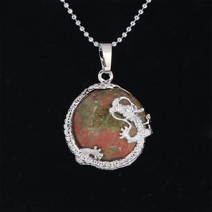 Collier pendentif en cristal de quartz naturel avec énergie de guérison et dragon chinois en Buddha Stones