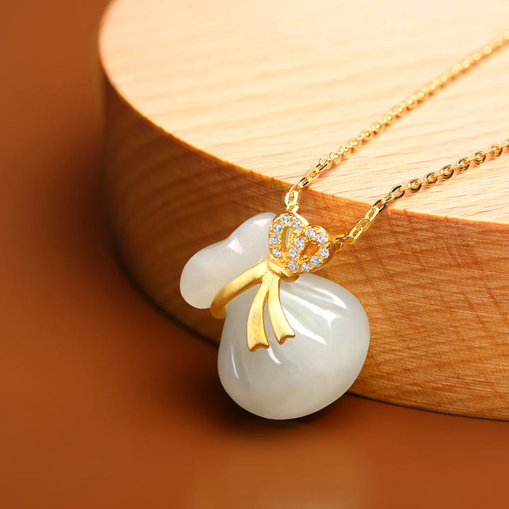 Collier pendentif porte-bonheur en jade blanc naturel Hetian Buddha Stones