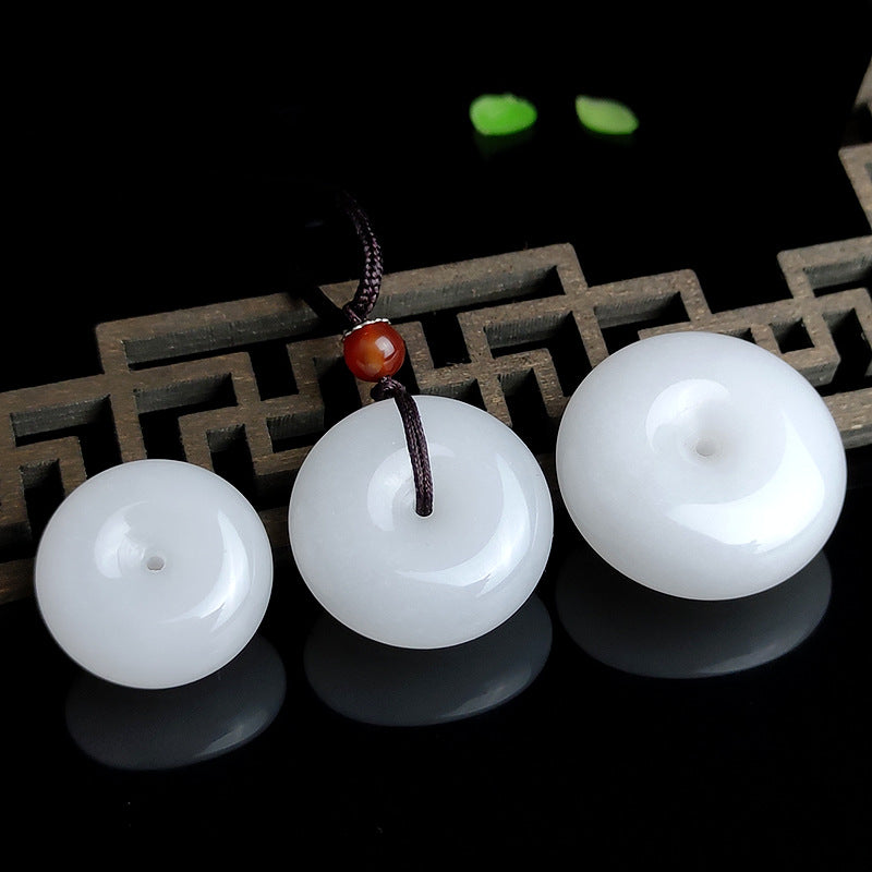 Collier pendentif en jade blanc Hetian rond avec Buddha Stones et boucle de paix