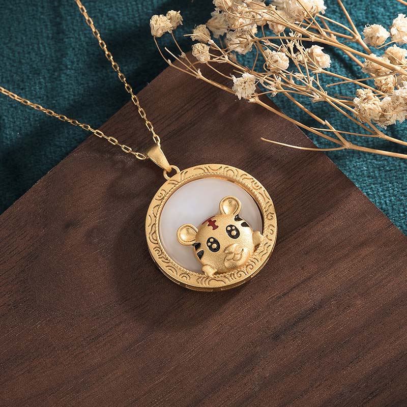 Collier de bénédiction de l'année du tigre en jade blanc