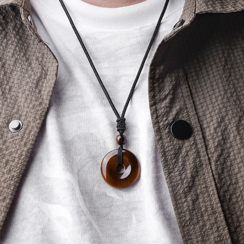 Collier avec pendentif porte-bonheur en Buddha Stones précieuses en cristal de guérison
