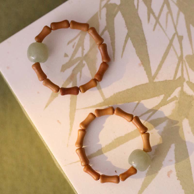 Bague porte-bonheur en bambou et perles de jade Hetian