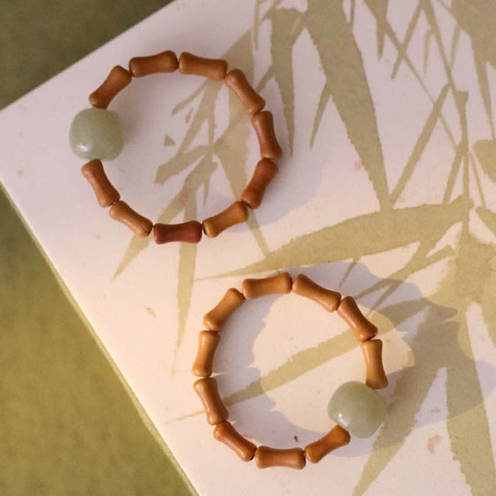 Bague porte-bonheur en bambou et perles de jade Hetian