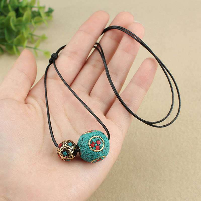 Collier avec Buddha Stones et double perle turquoise tibétaine pour la protection et la force