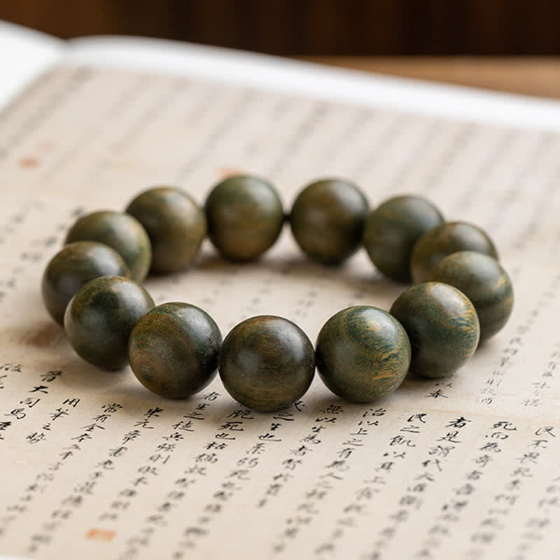 Bracelet Tibétain apaisant en bois de santal vert