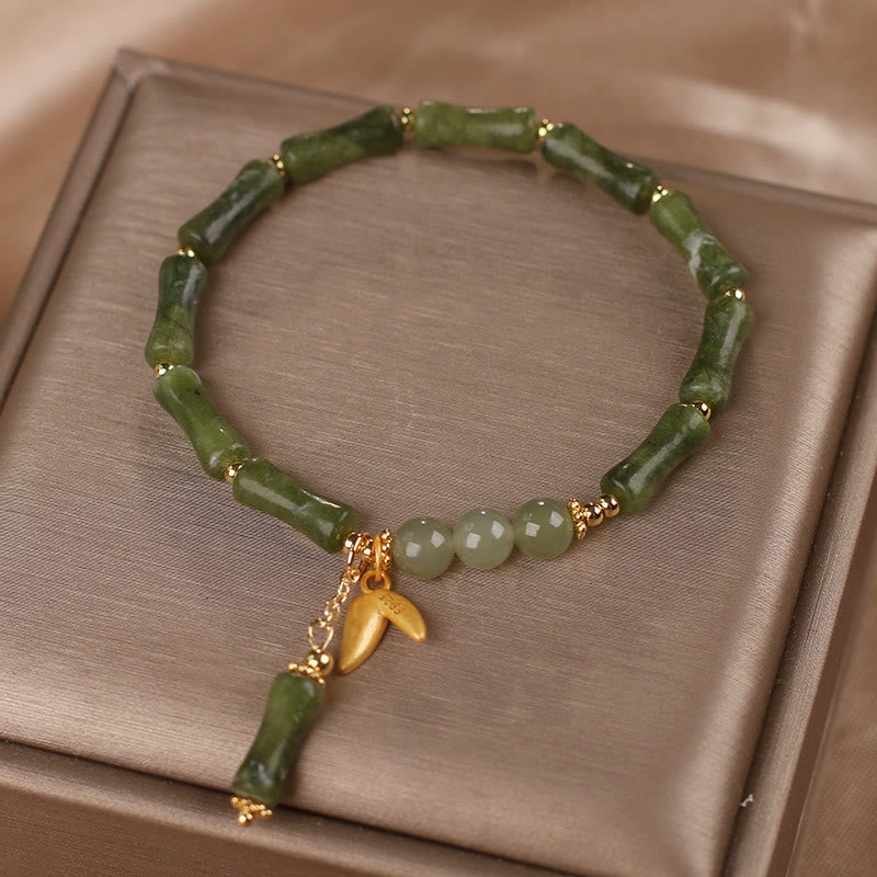 Bracelet porte-bonheur en jade et bambou vert avec Buddha Stones