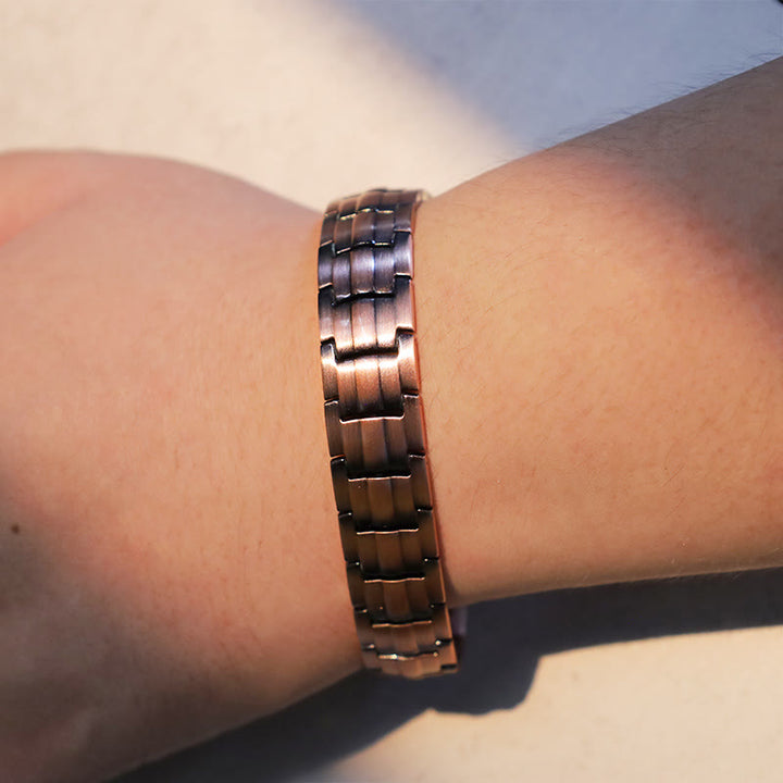 Bracelet manchette magnétique vintage en cuivre massif