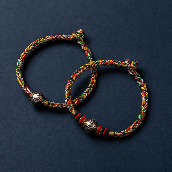 Bracelet tressé en argent sterling 925 fait à la main avec Buddha Stones Om Mani Padme Hum et nœud King Kong