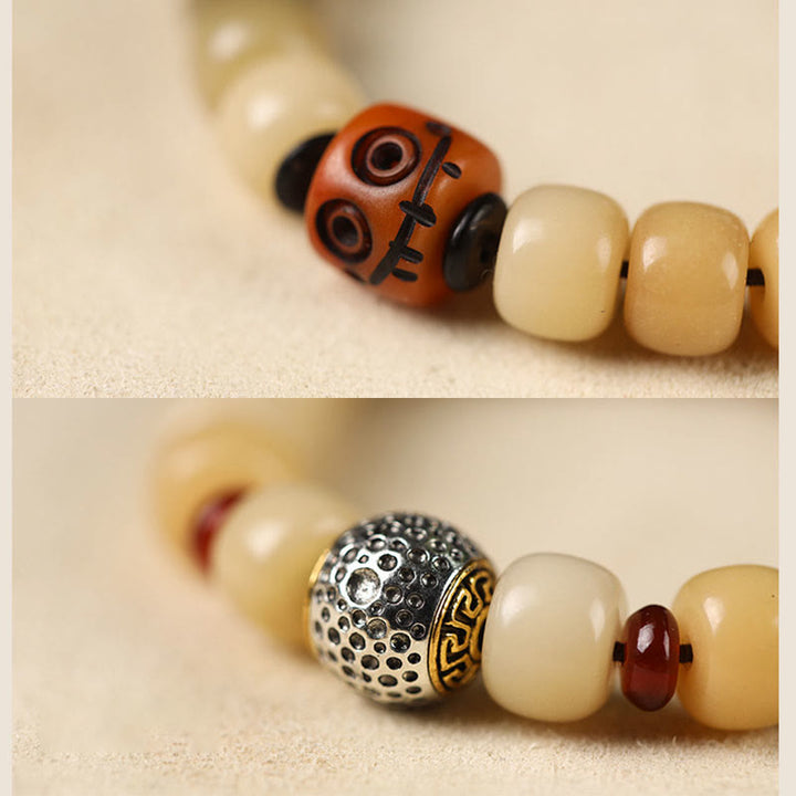 Buddha Stones Graine de Bodhi Naturelle Le Seigneur de la Forêt des Cadavres Bracelet de Sagesse Om Mani Padme Hum