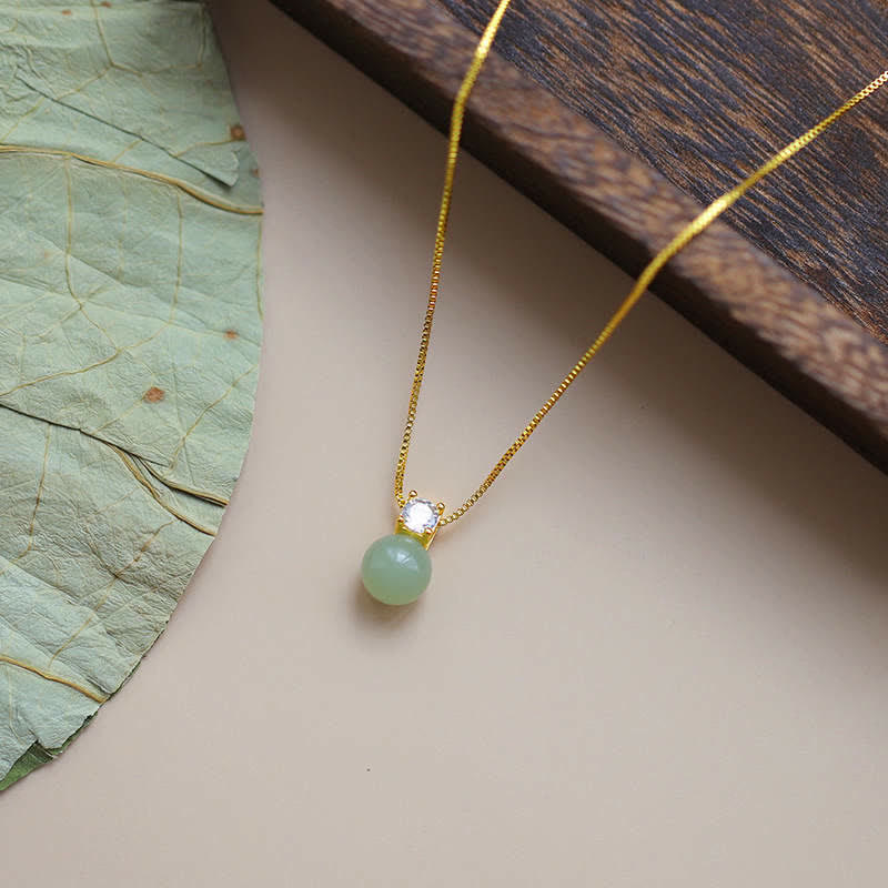 Collier pendentif en chaîne de prospérité en jade avec perles porte-bonheur et Buddha Stones